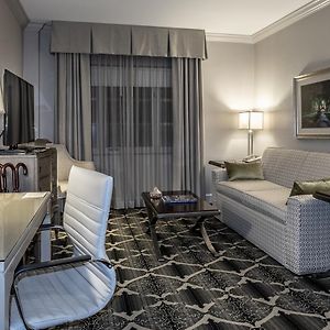 One-Bedroom Suite